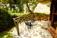 Lakeside Escape Resort